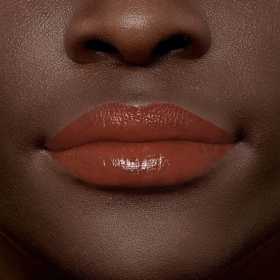 Colour Riche Satin Lipstick for Luxurious Hydration and Color