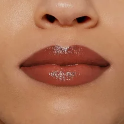 Colour Riche Satin Lipstick for Luxurious Hydration and Color