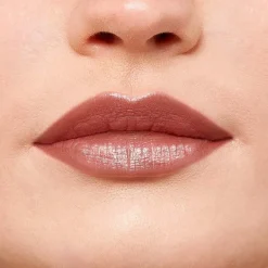 Colour Riche Satin Lipstick for Luxurious Hydration and Color