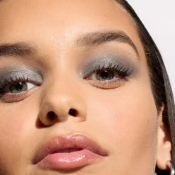 Le Shadow Stick Metallic Eyeshadow for Rich, Creamy Color